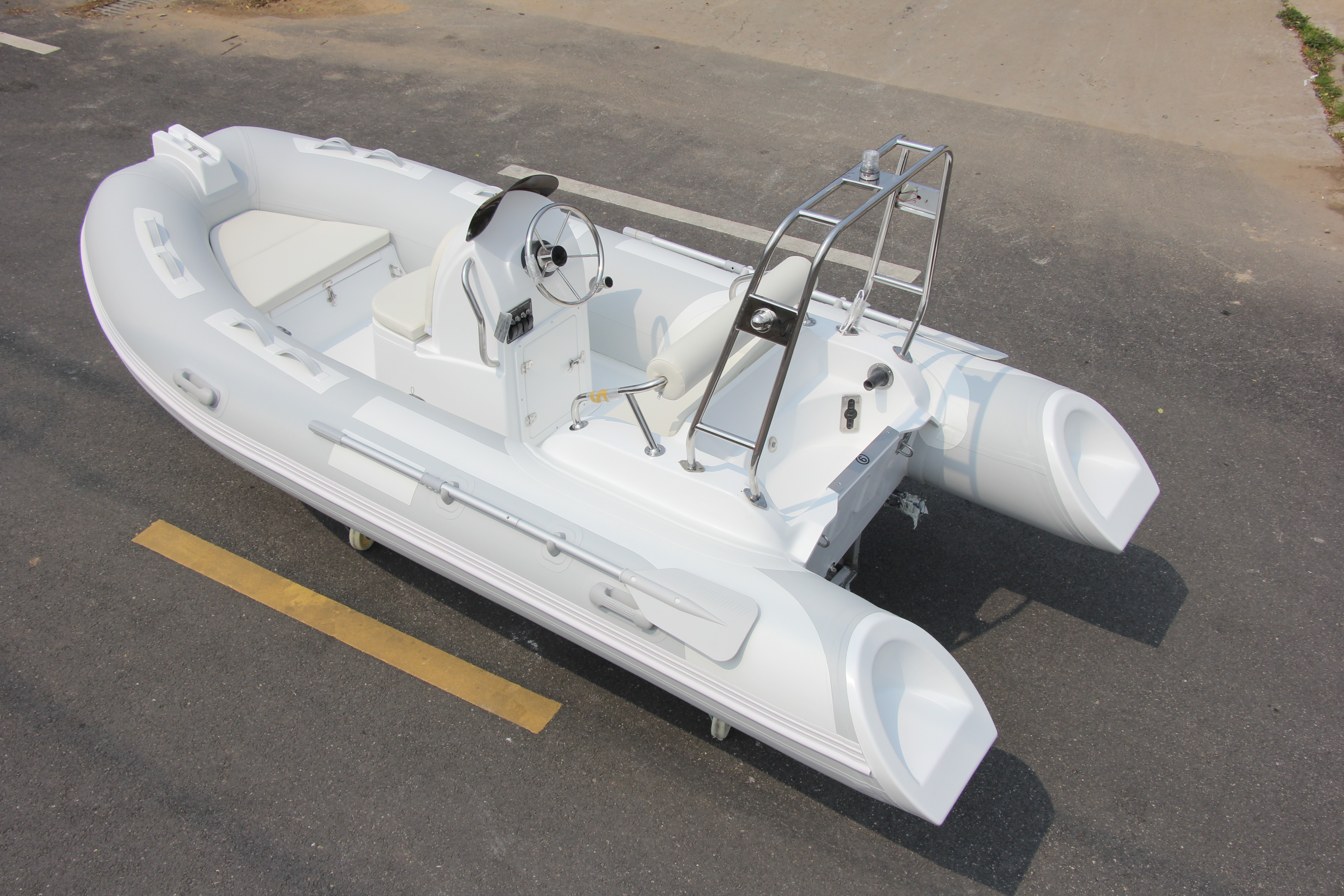 RIB Şişme Bot Lüks Fiberglas T - Outdoor Sport Flooring incelemesi ve fiyatı